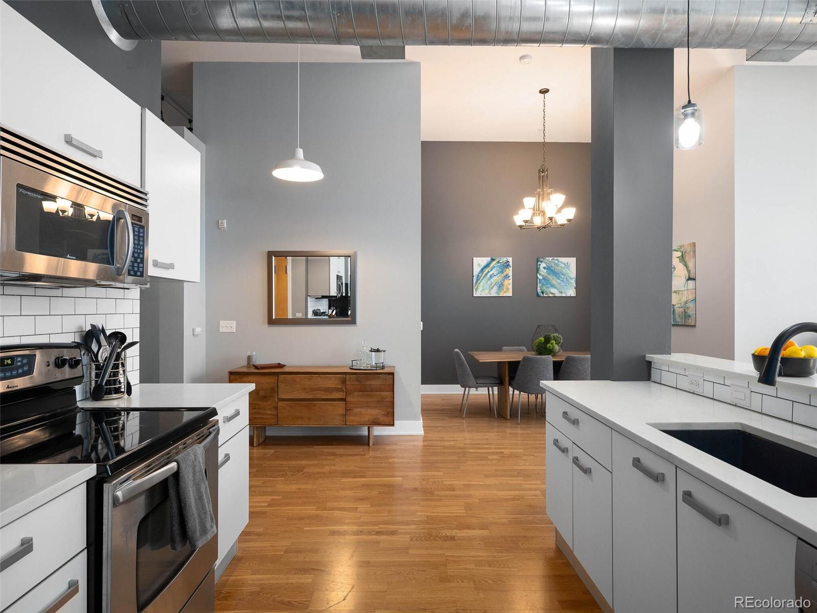 3100 Huron Street Unit: 4S