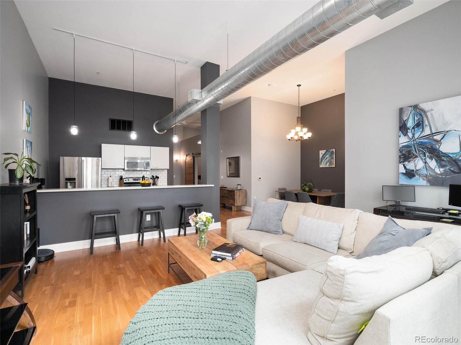 3100 Huron Street Unit: 4S