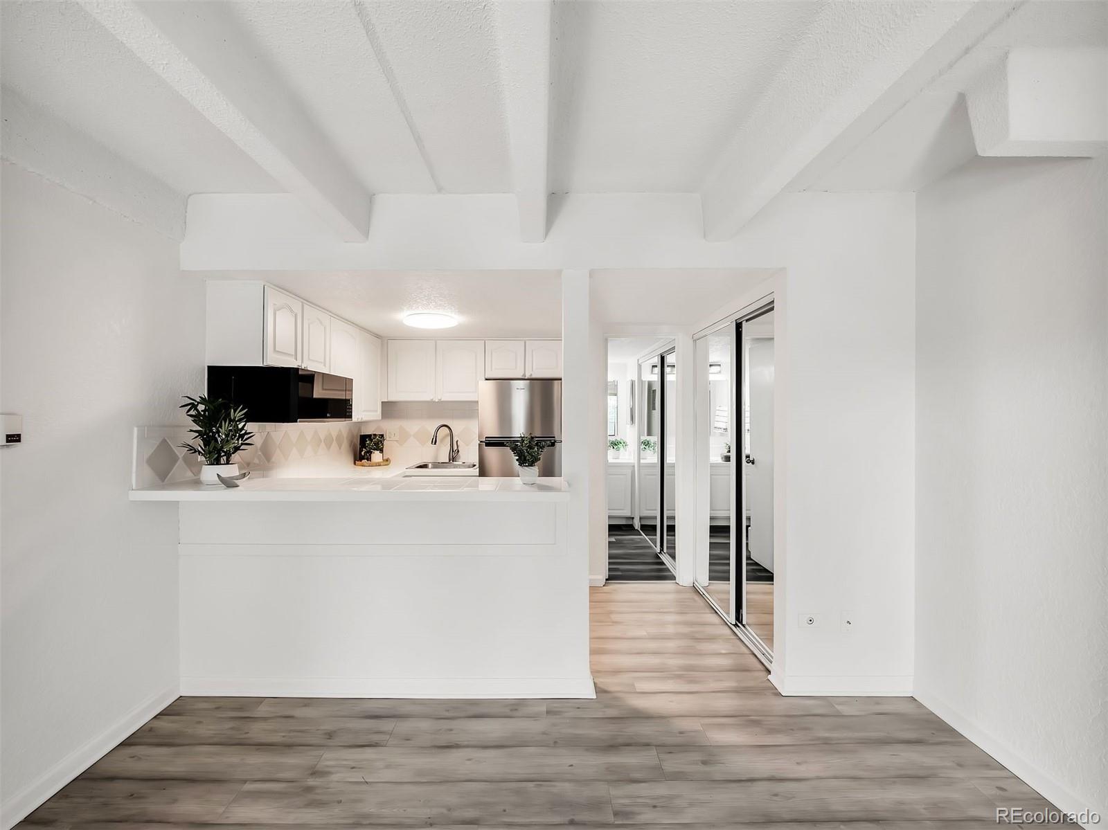 655 N Pearl Street Unit: 405