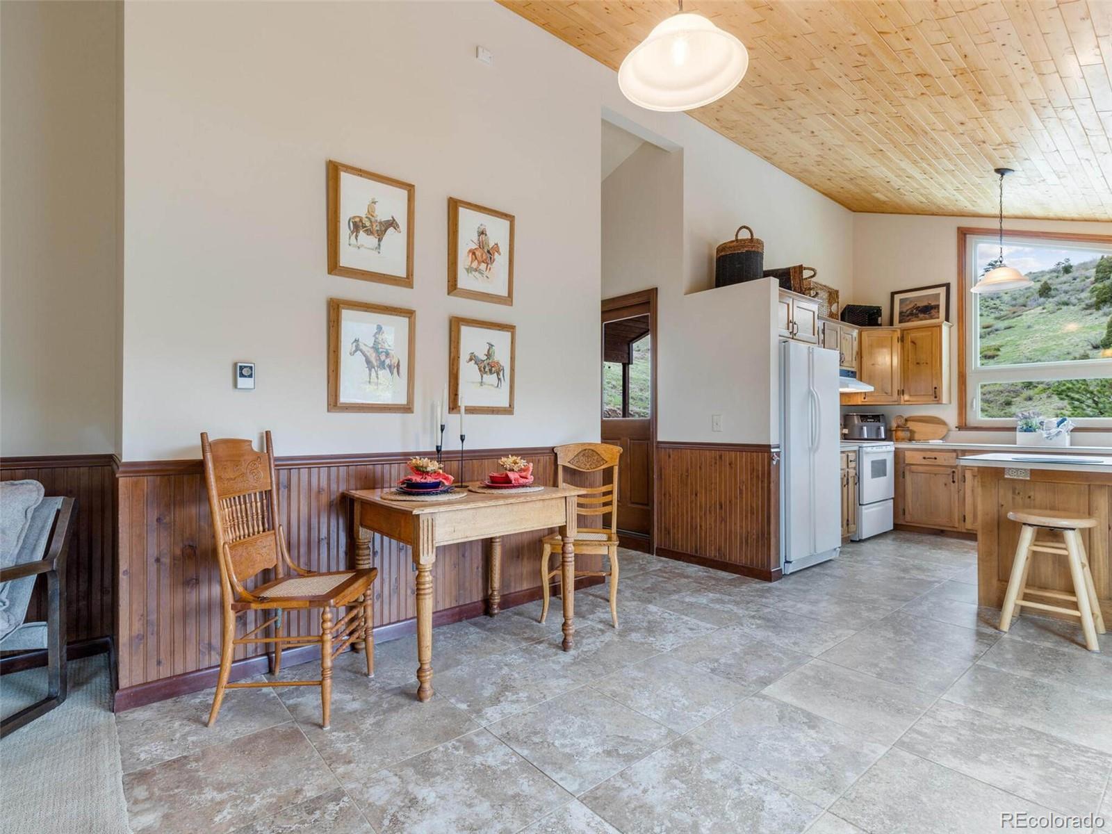 4084 Bear Road