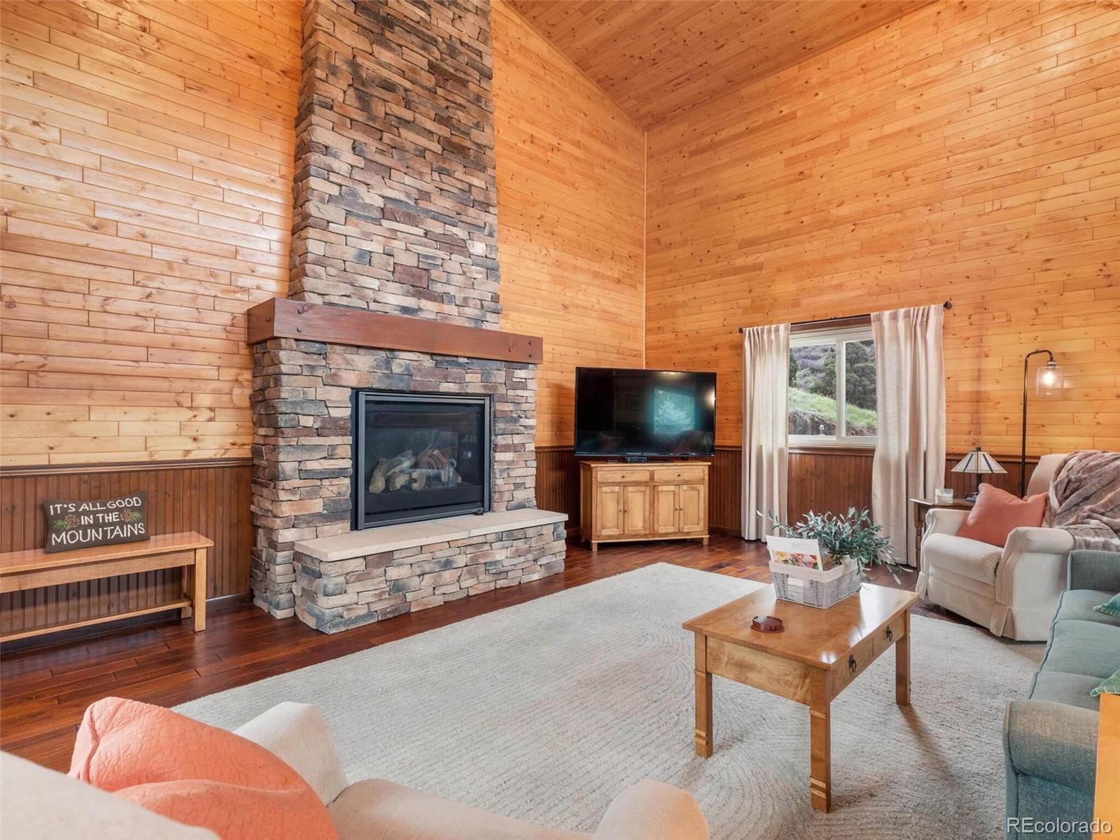 4084 Bear Road