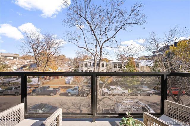 345 Fillmore Street Unit: 305