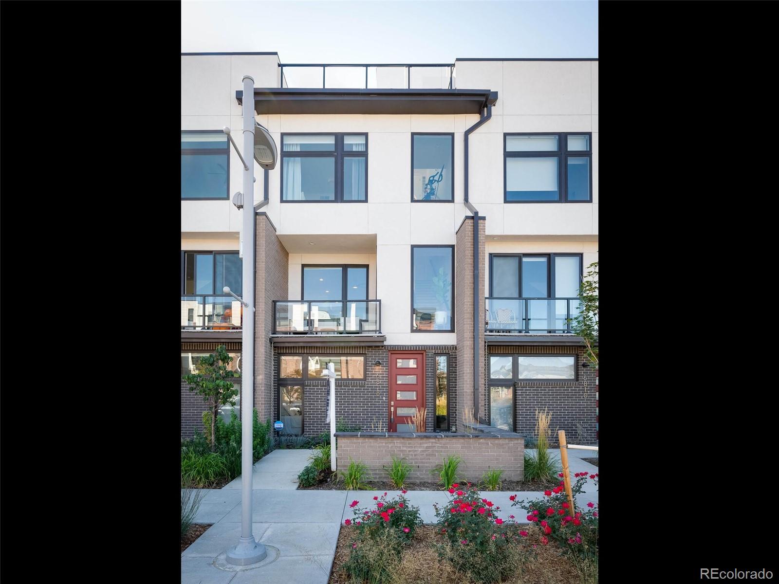 6818 E Lowry Boulevard Unit: 301