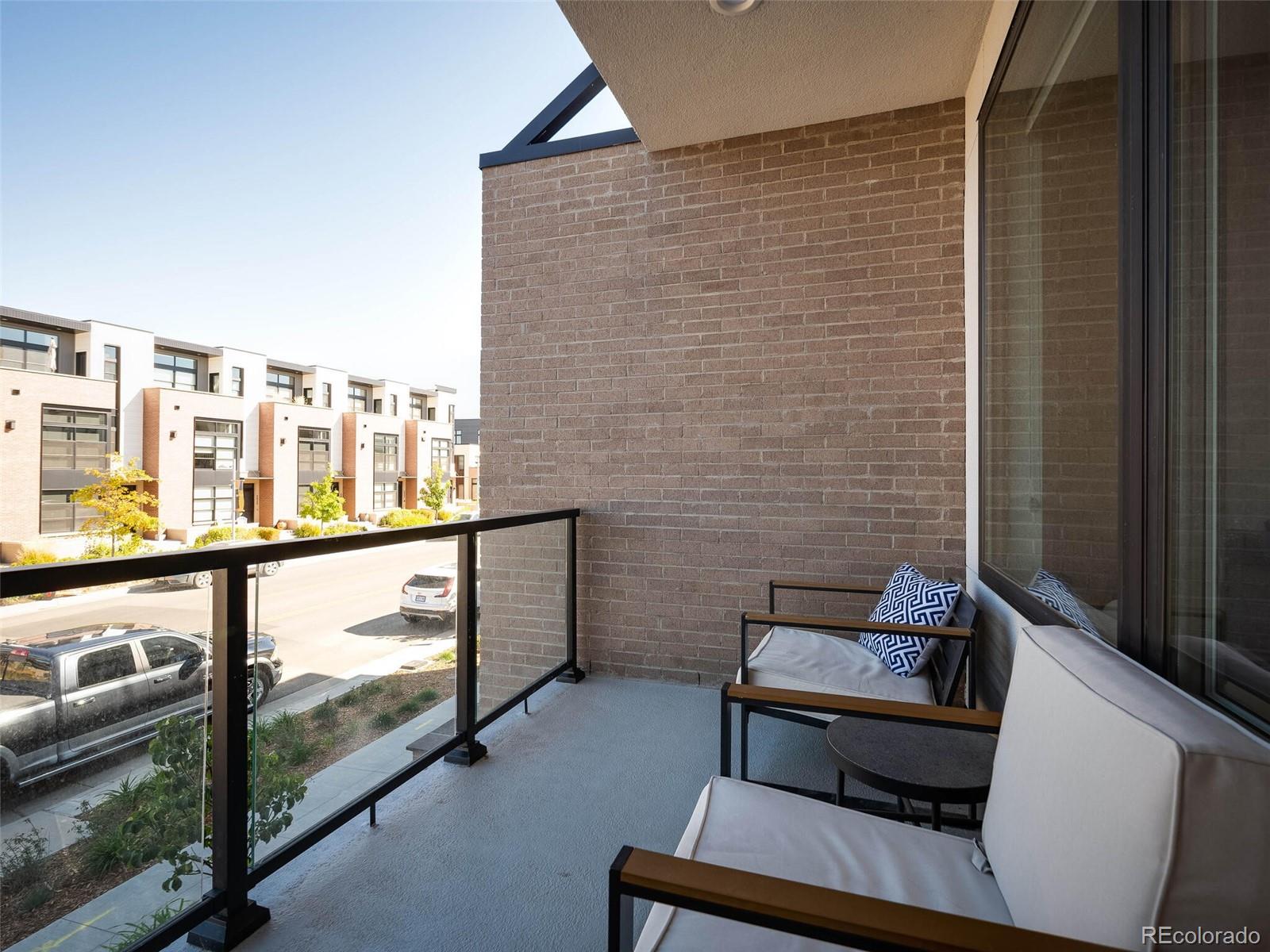 6818 E Lowry Boulevard Unit: 301