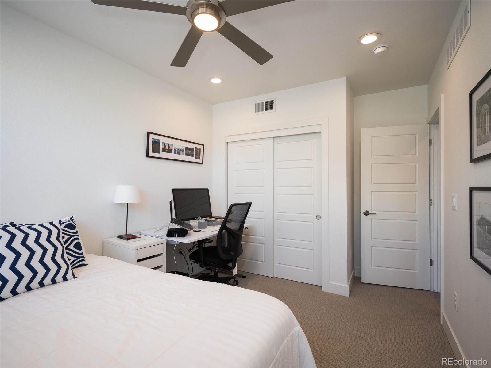 6818 E Lowry Boulevard Unit: 301