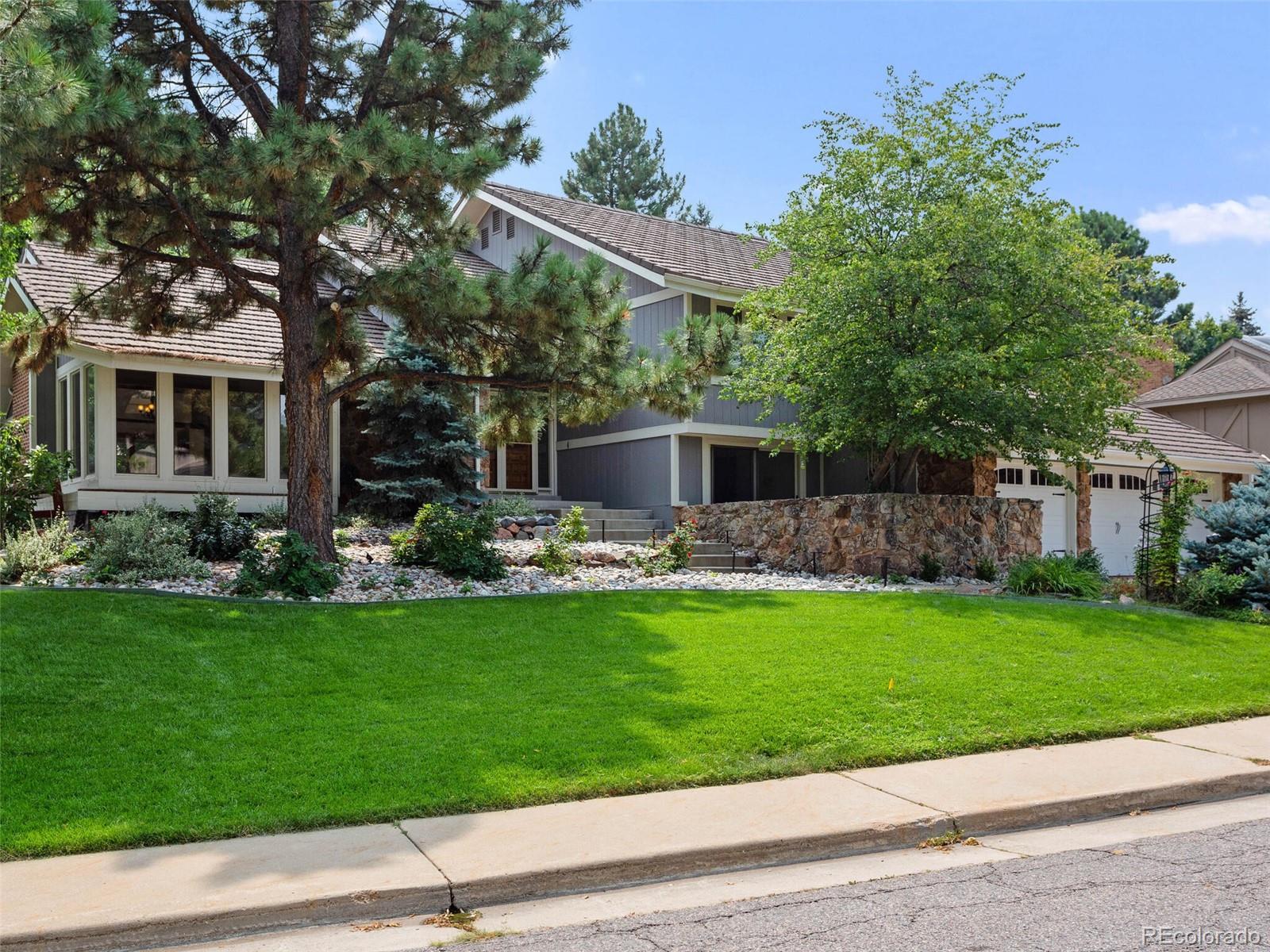 5476 E Links Circle