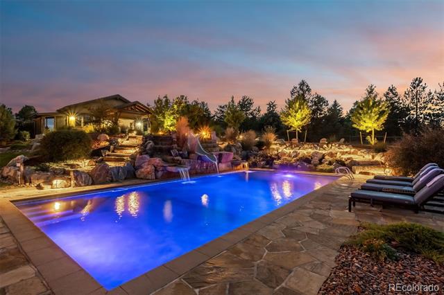6477 Manor Drive