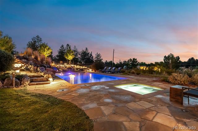 6477 Manor Drive
