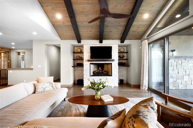 6477 Manor Drive