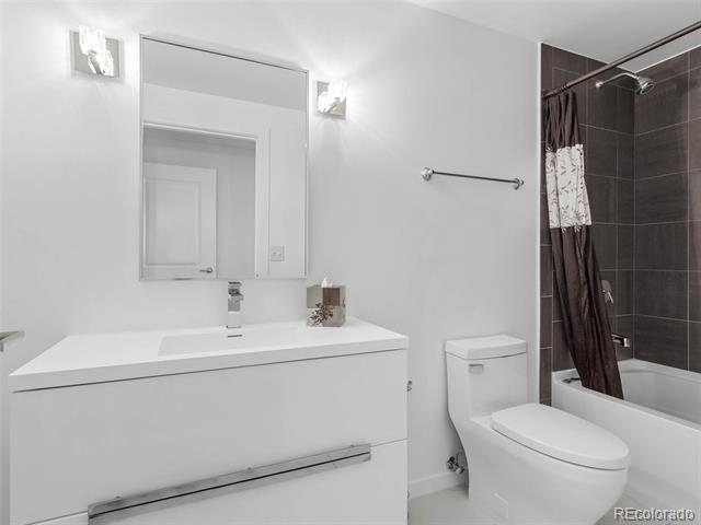 2001 Lincoln Street Unit: 1822L
