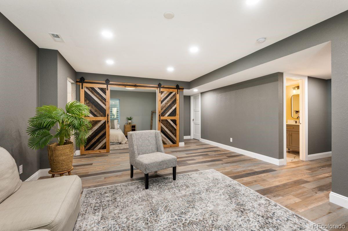 15374 W 49th Place