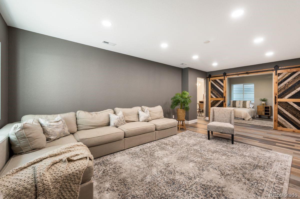 15374 W 49th Place