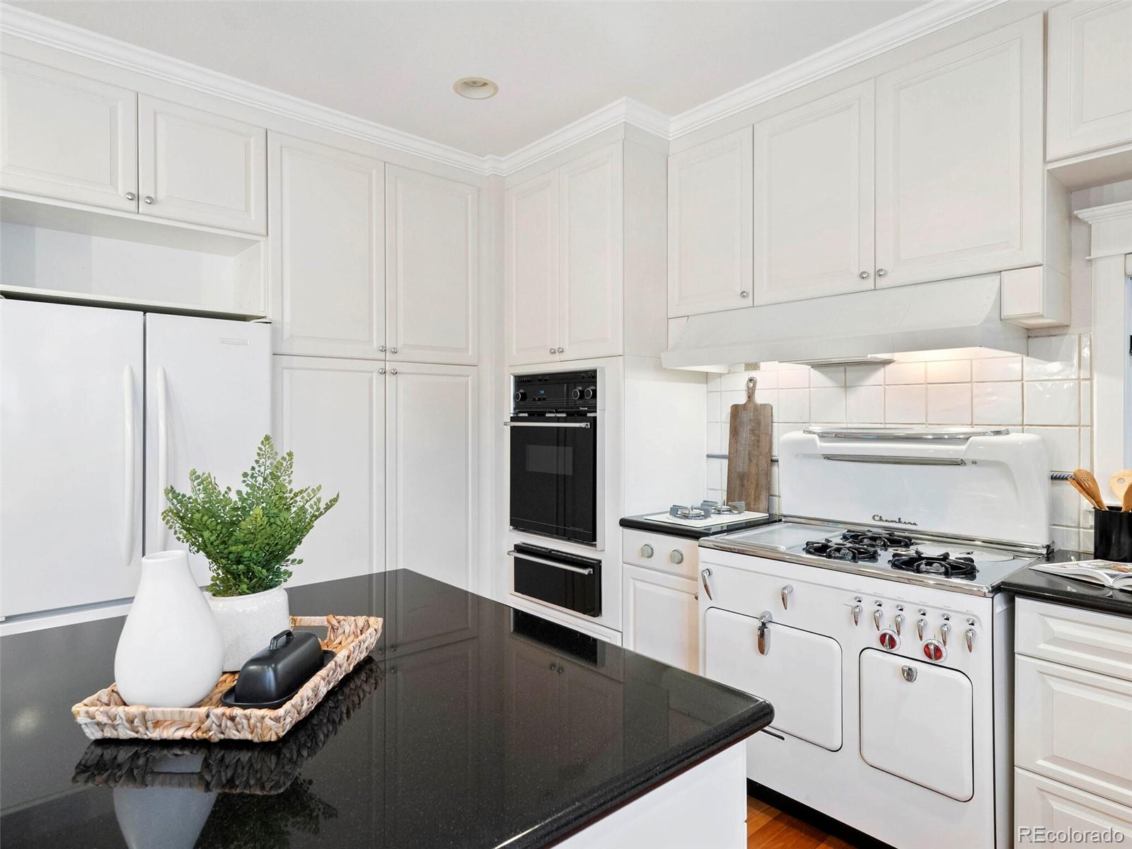 1345 Pine Street Unit: 1