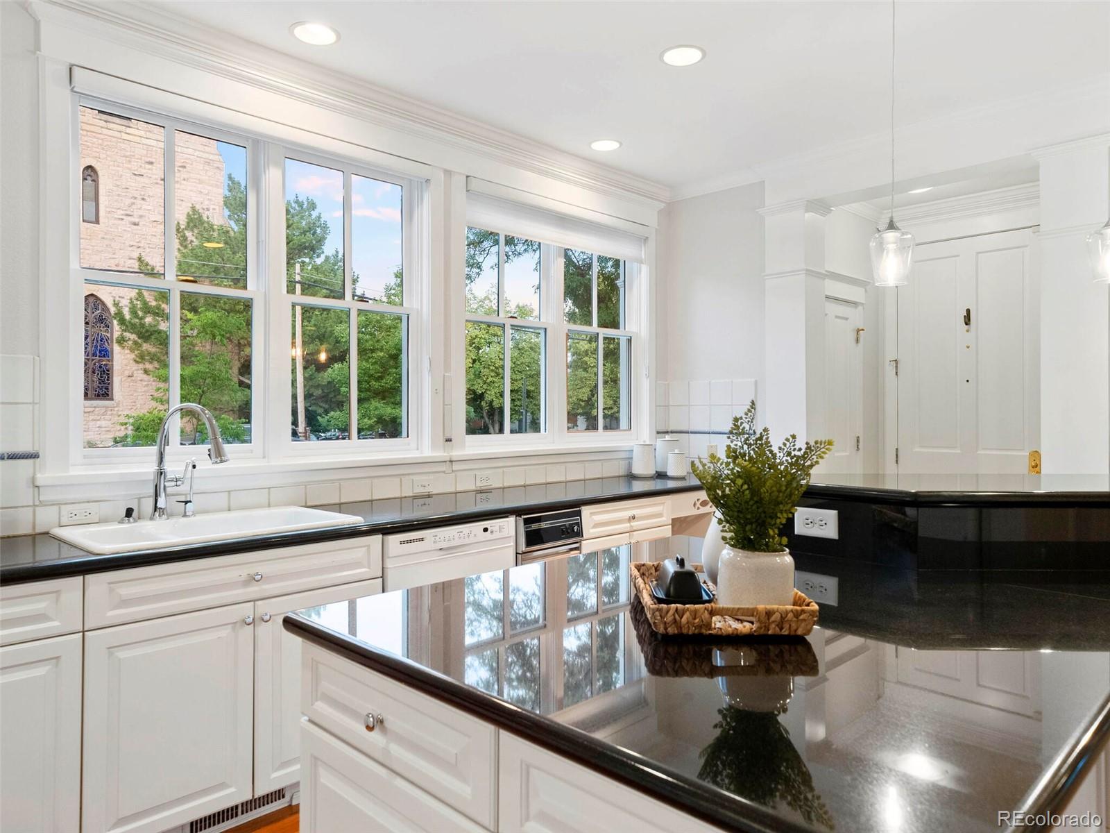 1345 Pine Street Unit: 1