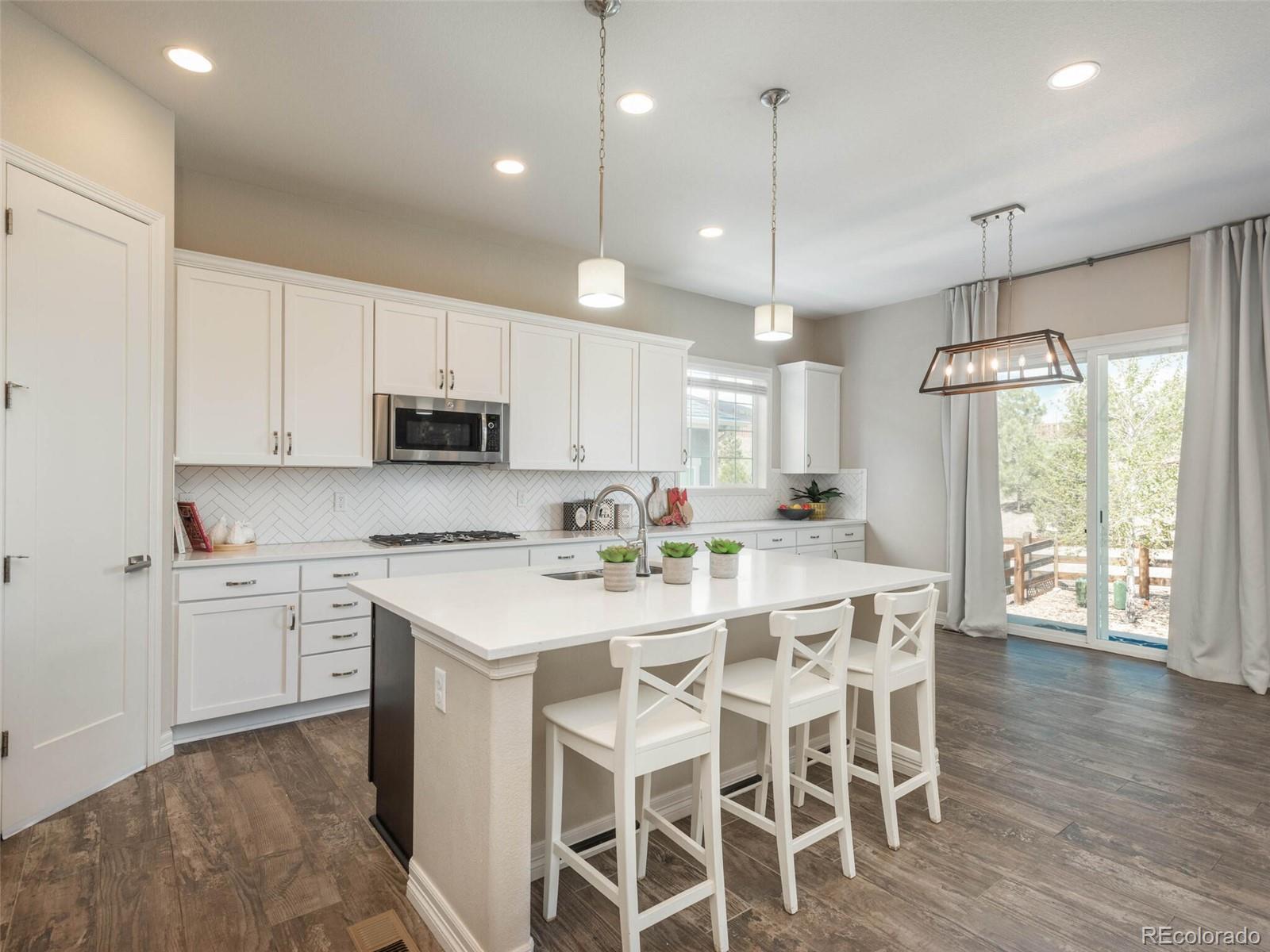 24043 E Euclid Avenue