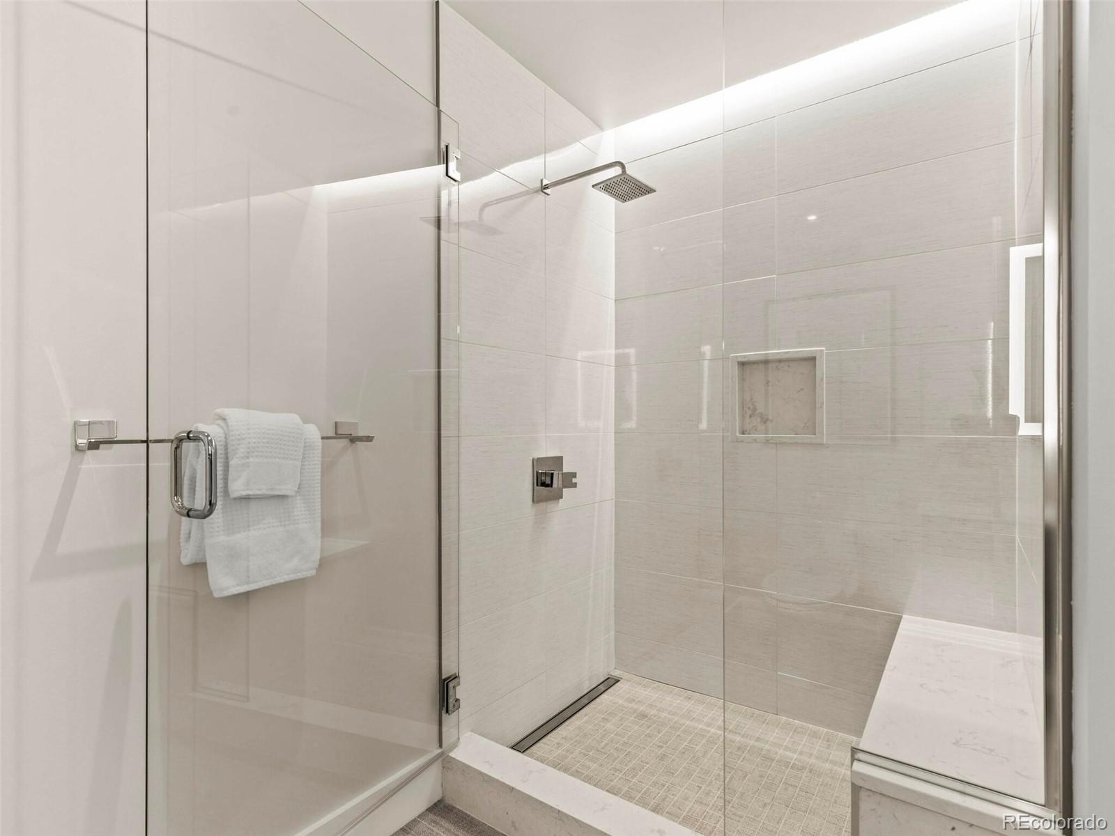 155 Steele Street Unit: 416