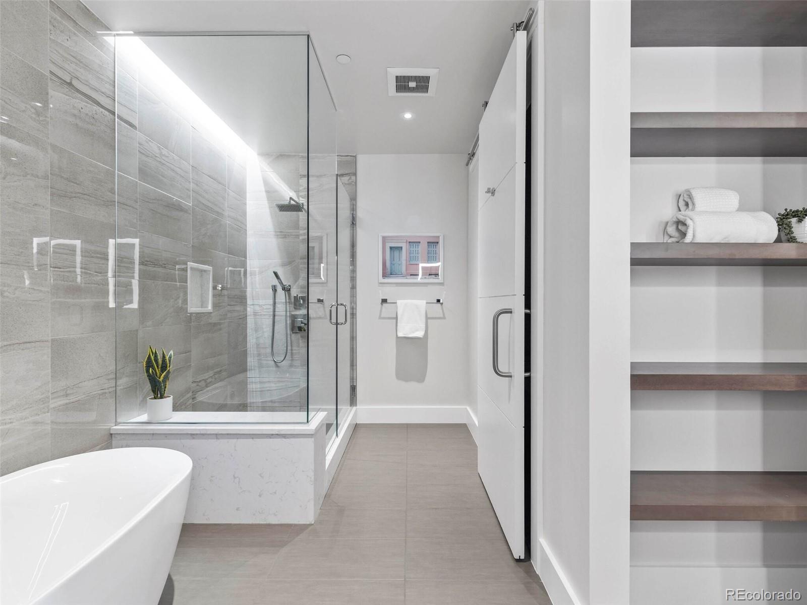 155 Steele Street Unit: 416