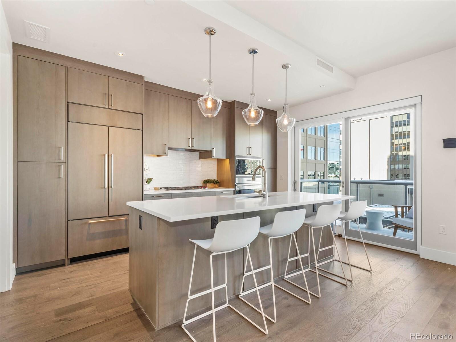 155 Steele Street Unit: 416