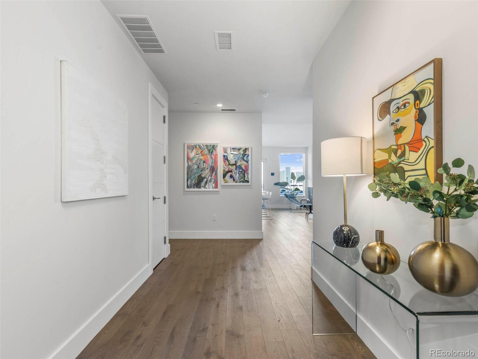 155 Steele Street Unit: 416