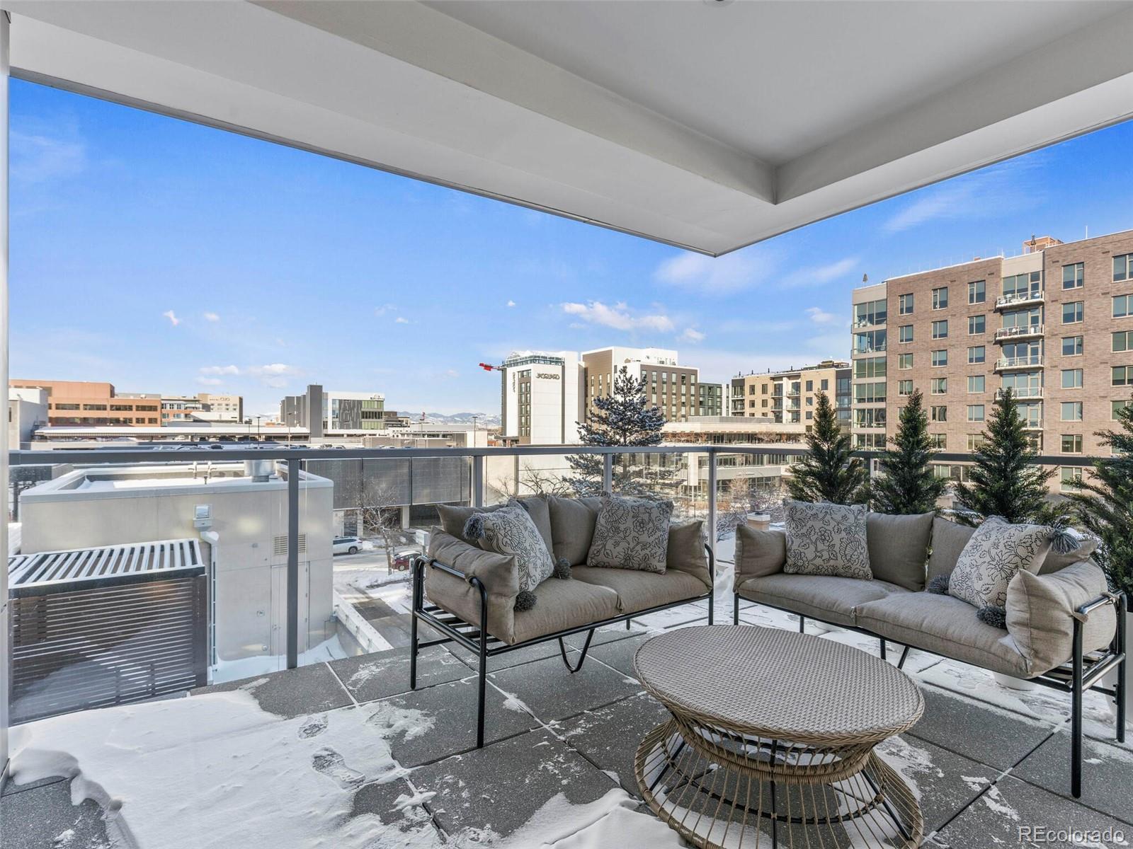 155 Steele Street Unit: 416