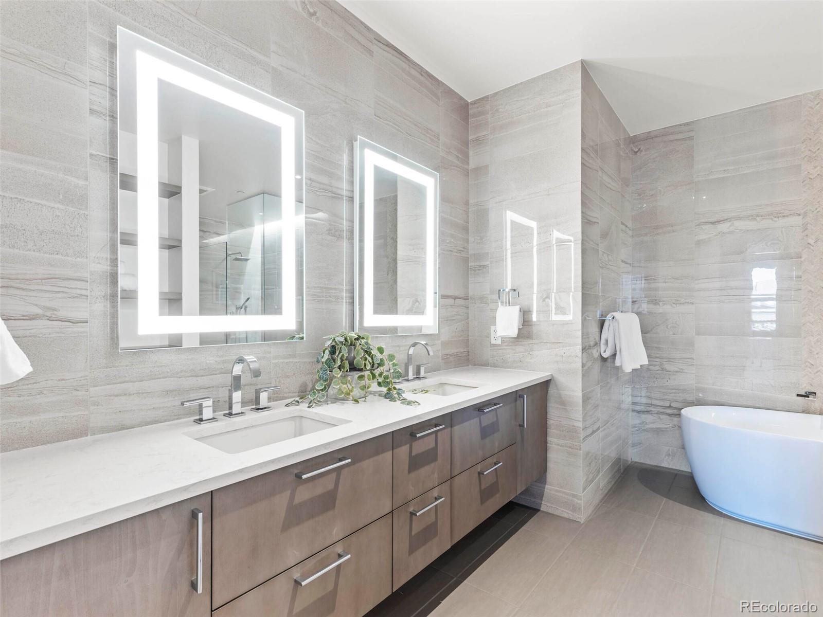 155 Steele Street Unit: 416