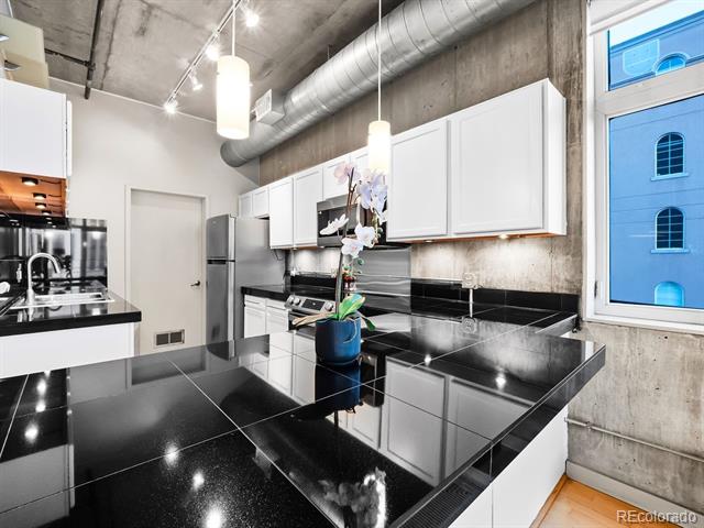 290 W 12th Avenue Unit: 506