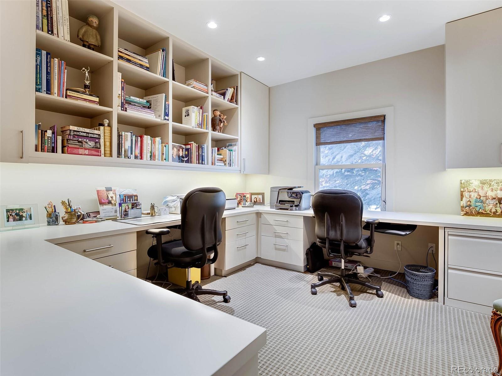 400 S Steele Street Unit: 3