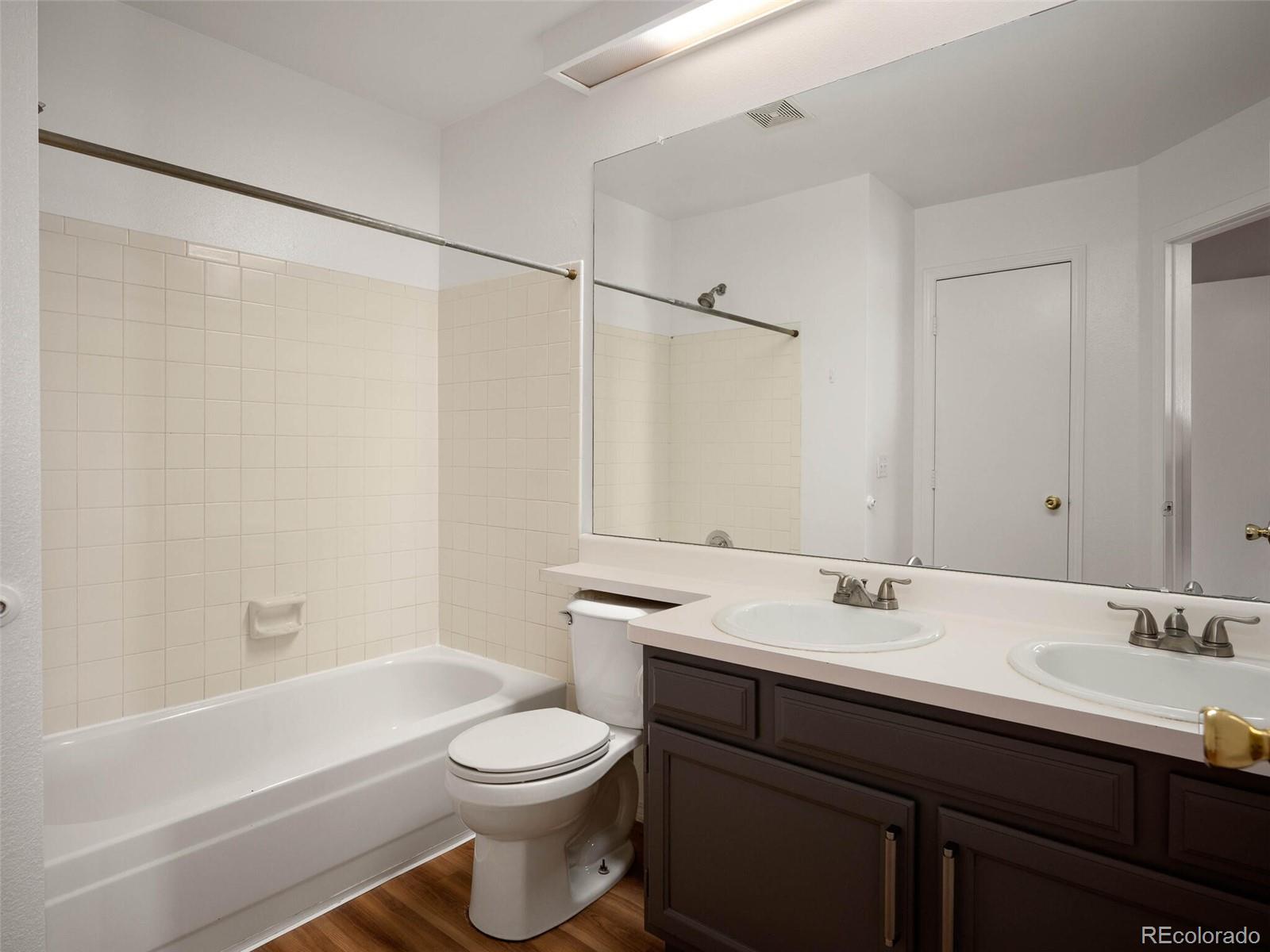1811 S Quebec Way Unit: 109