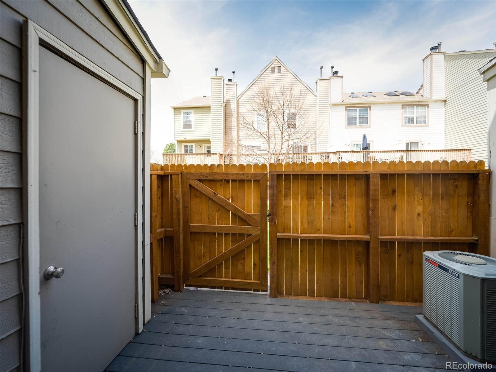 1811 S Quebec Way Unit: 109