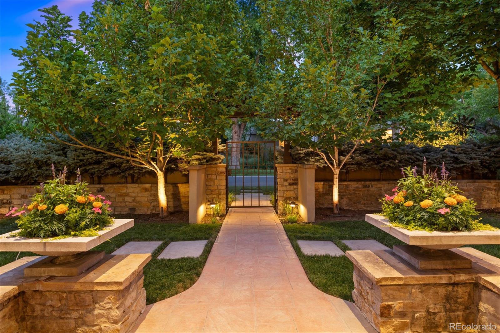 467 Saint Paul Street