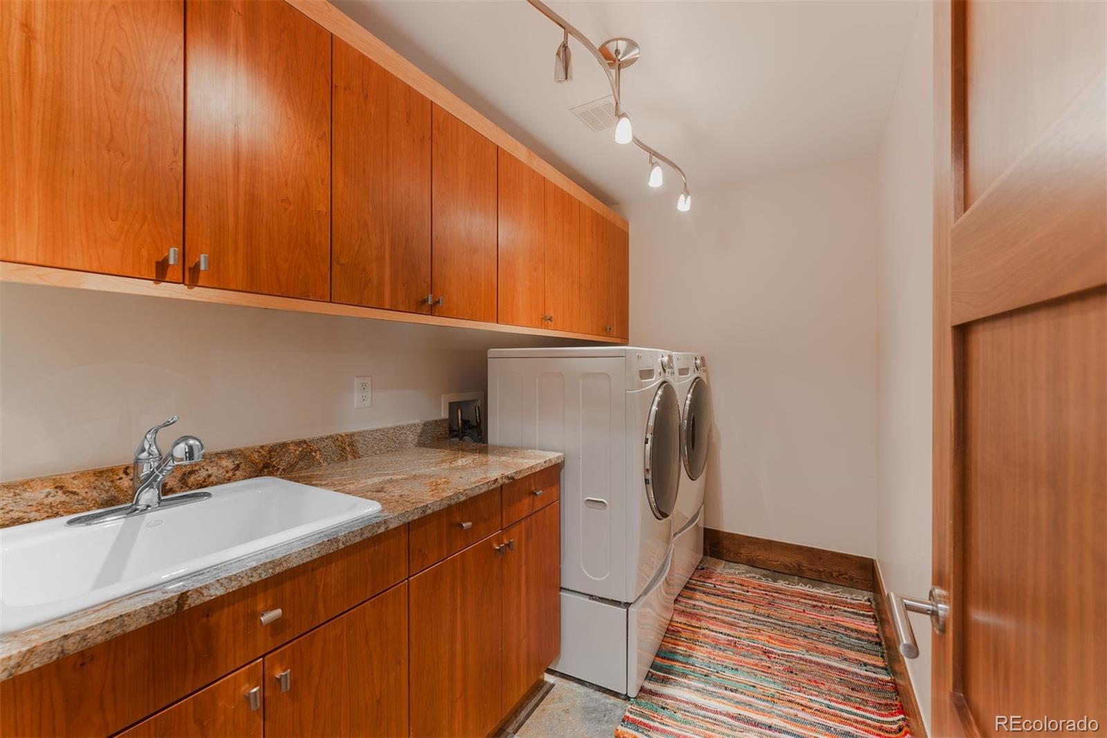 467 Saint Paul Street