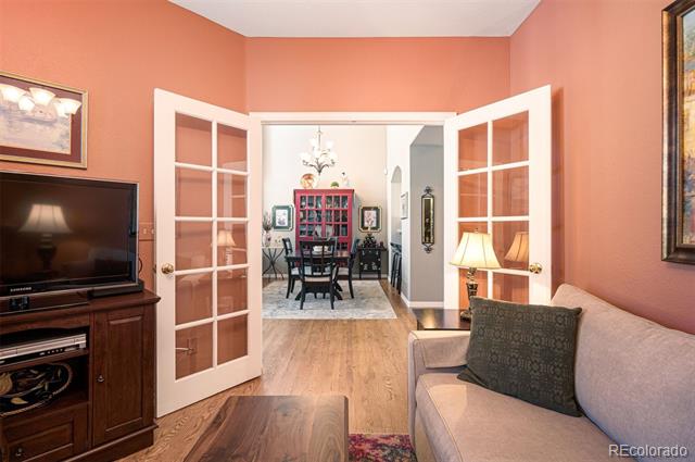 8300 Fairmount Drive Unit: QQ102