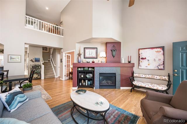 8300 Fairmount Drive Unit: QQ102