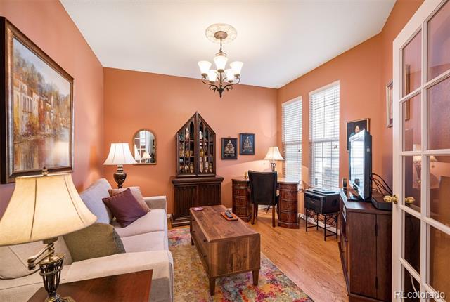 8300 Fairmount Drive Unit: QQ102