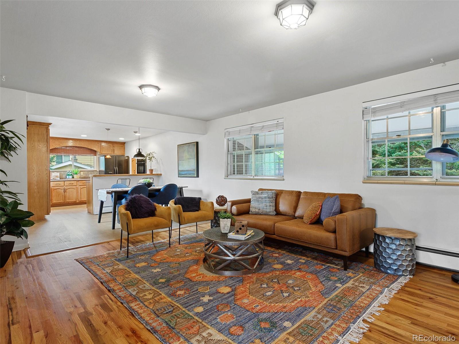 426 W Fremont Drive