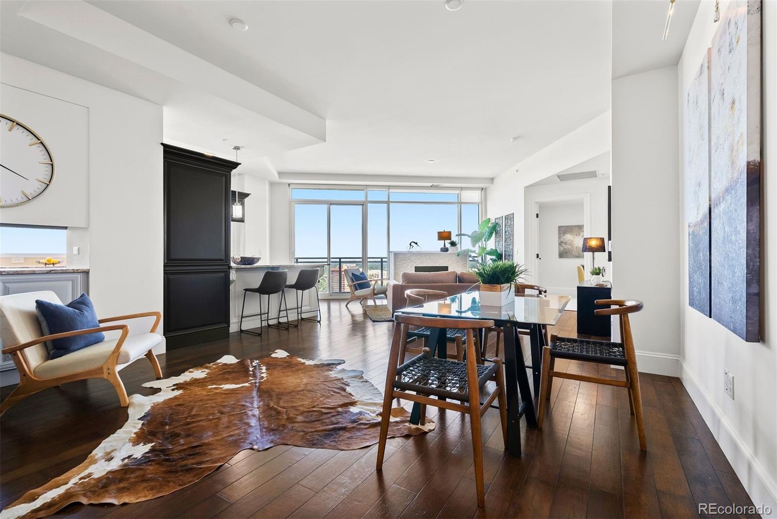 2001 Lincoln Street Unit: 2822