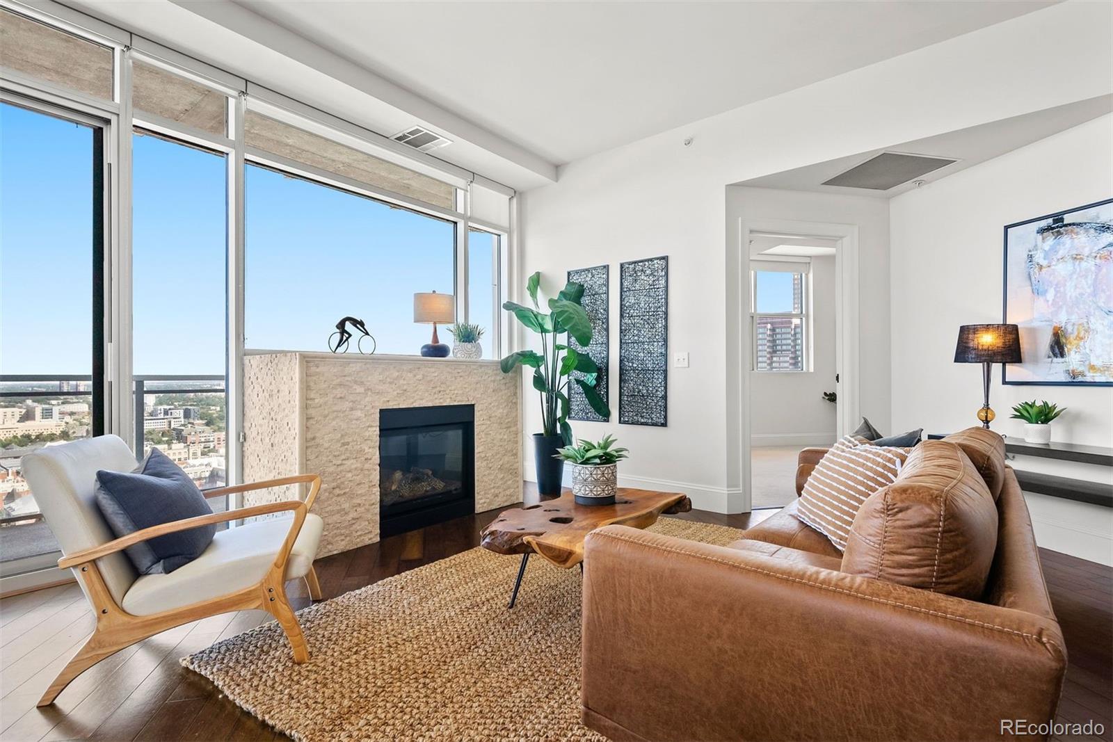 2001 Lincoln Street Unit: 2822