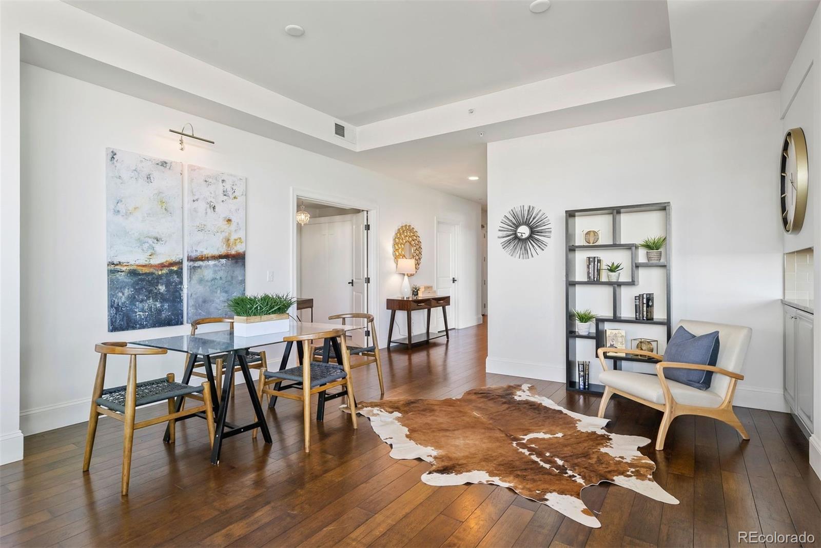 2001 Lincoln Street Unit: 2822