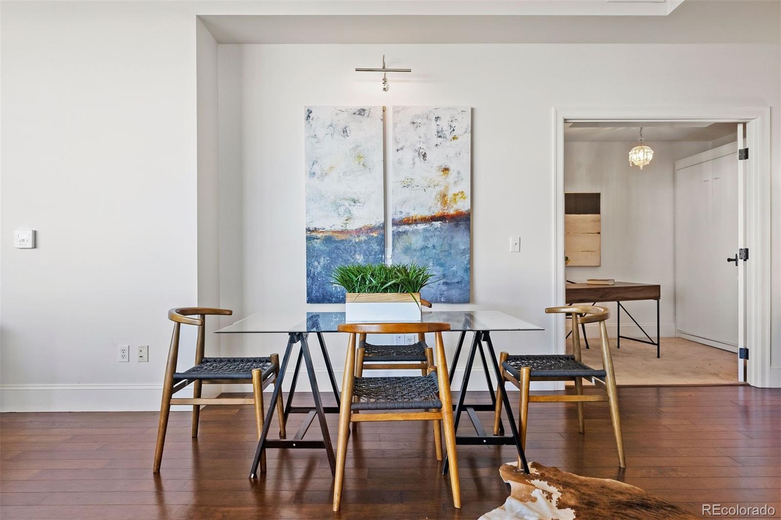 2001 Lincoln Street Unit: 2822
