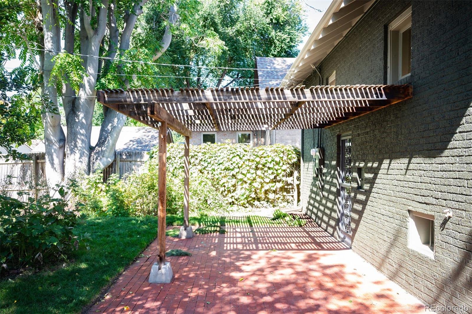 2545 N Clermont Street