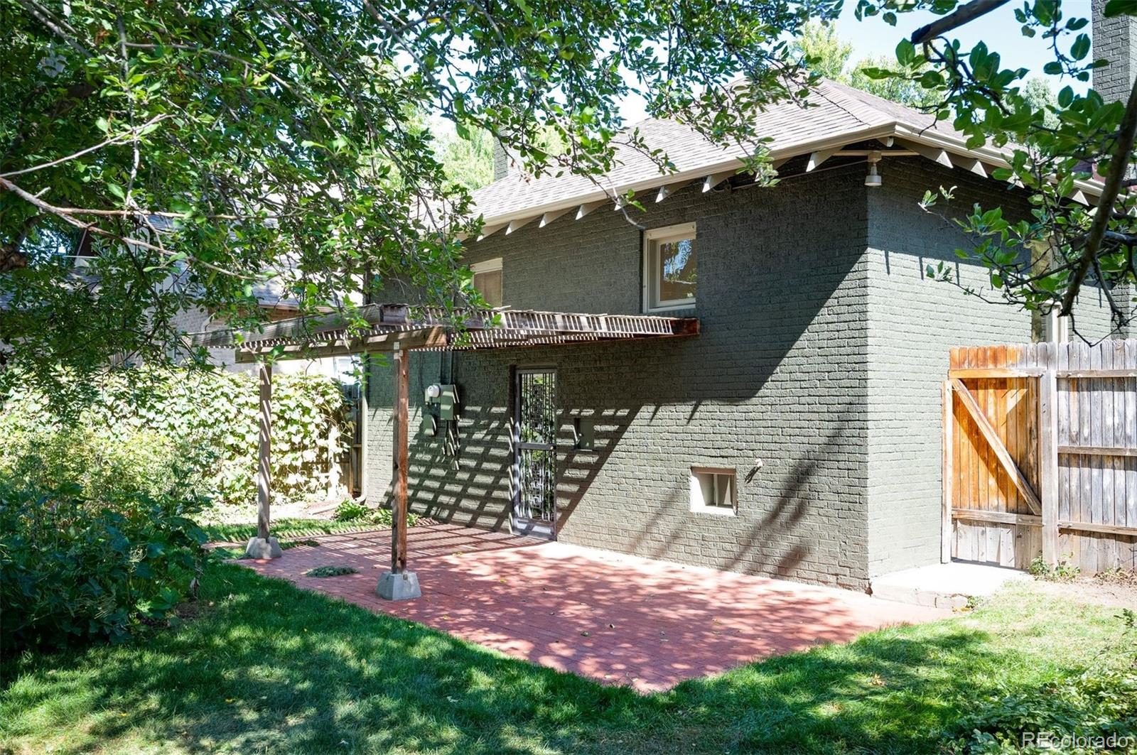 2545 N Clermont Street