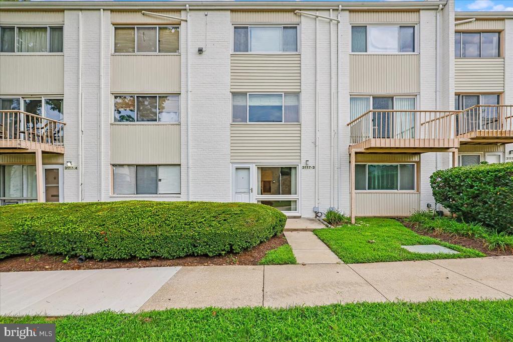 3117 UNIVERSITY BOULEVARD W Unit: 3