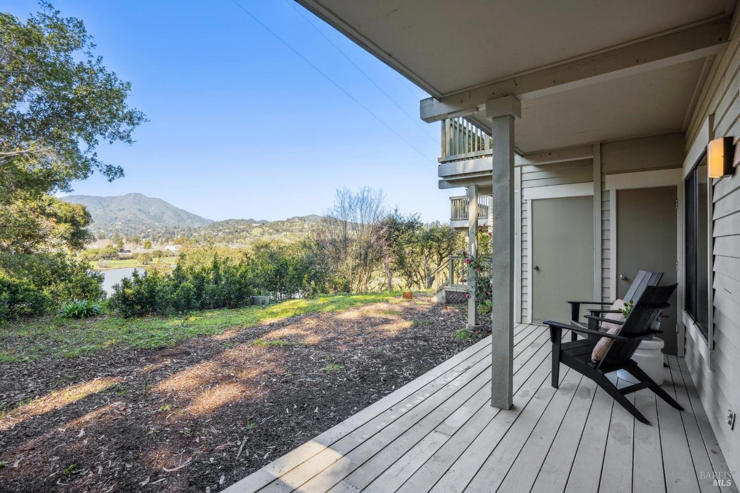 84 Eucalyptus Knoll St