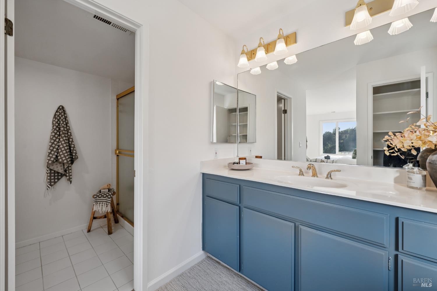 100 Milland Dr