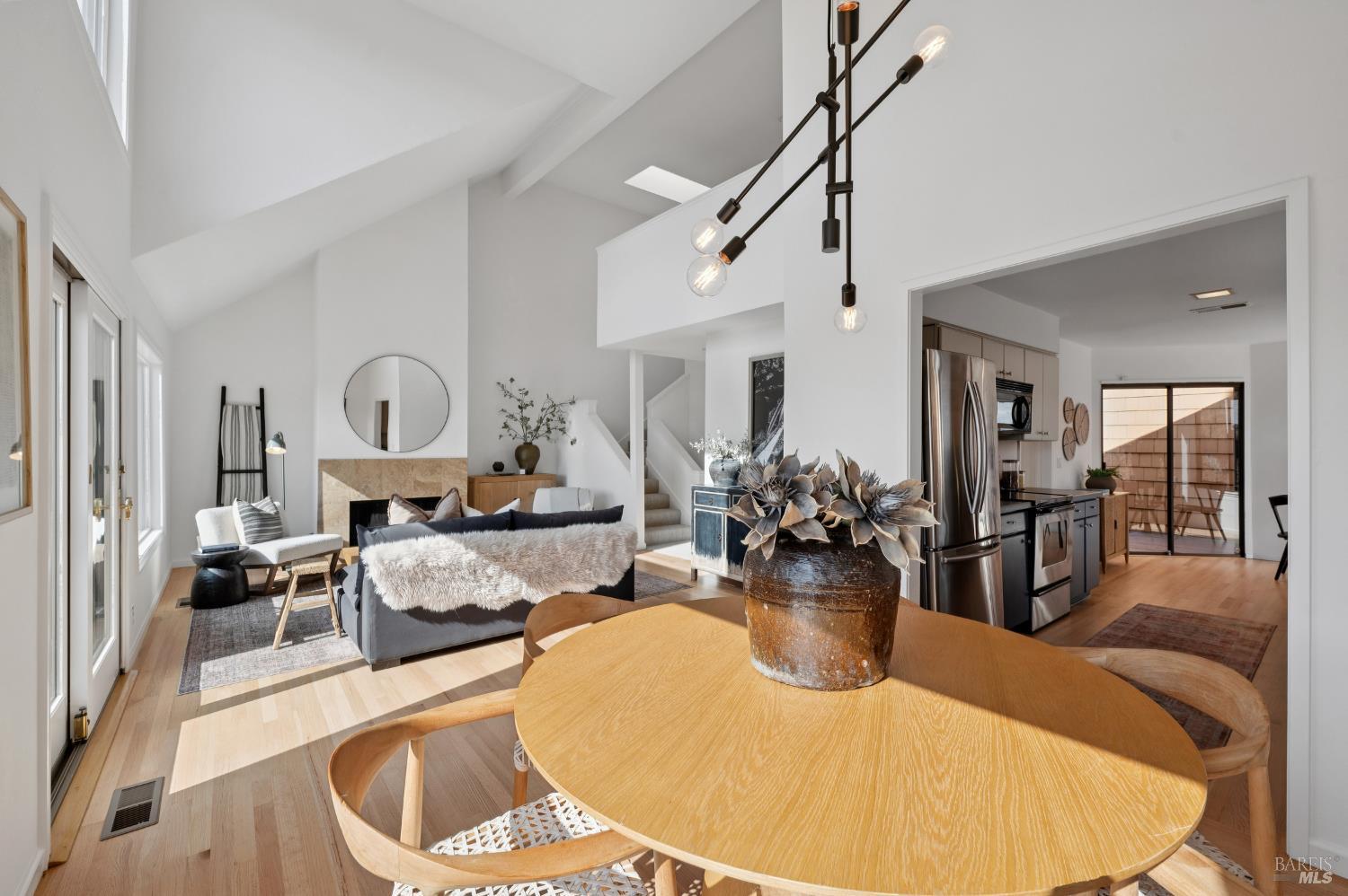 100 Milland Dr