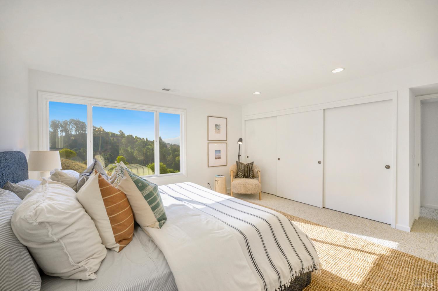 100 Milland Dr