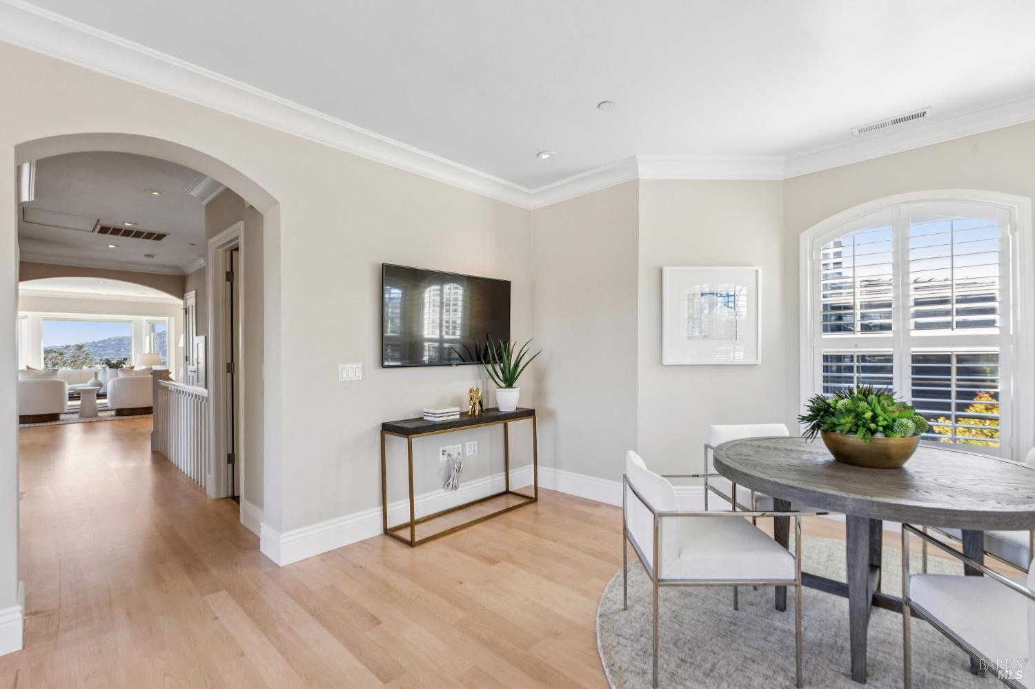 30 De Silva Island Drive