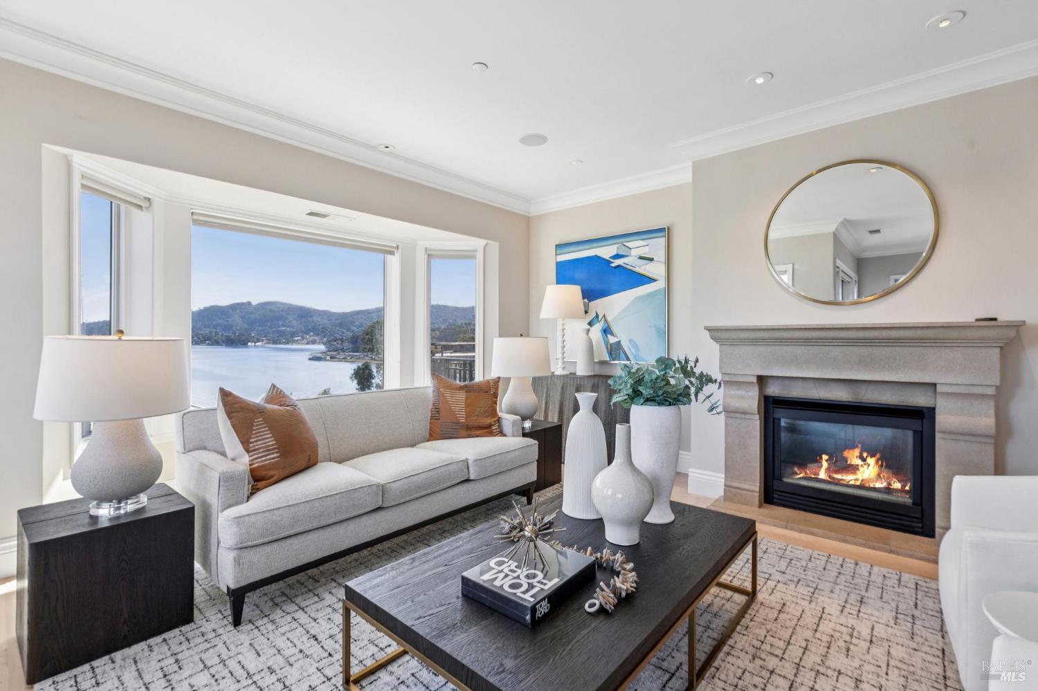 30 De Silva Island Drive