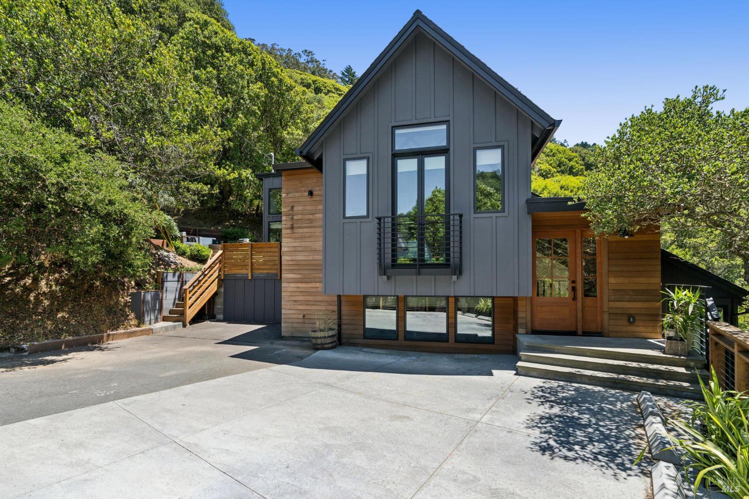 842 Autumn Lane