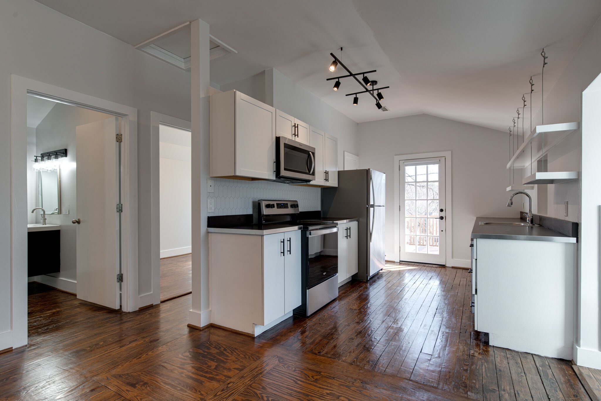 611 S 14th St Unit: A